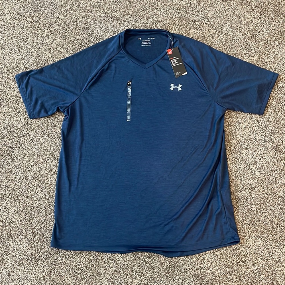 Mens XL Under Armour Tee